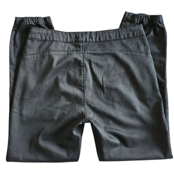 DL1961 Gwen Jogger In Black - Picture 4 of 6